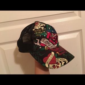 Ed Hardy hat